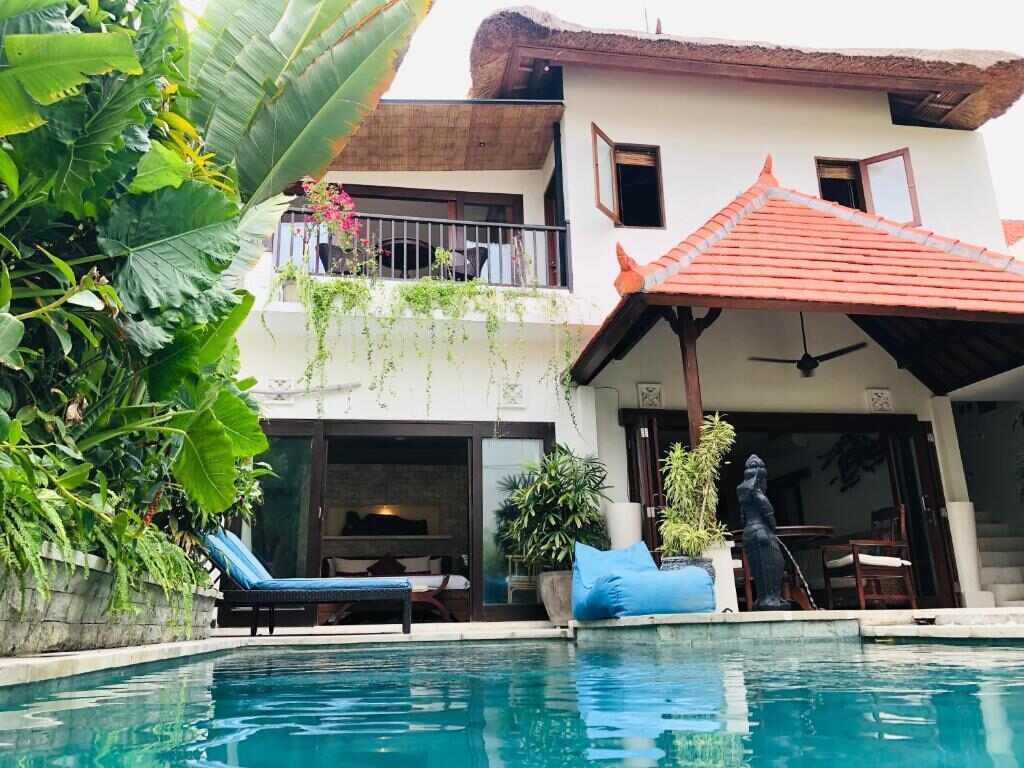 Terms and conditions for staying at villa carissa